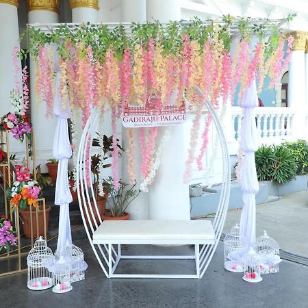 Gadiraju Palace Convention Centre & Hotel Visakhapatnam Dış mekan fotoğraf