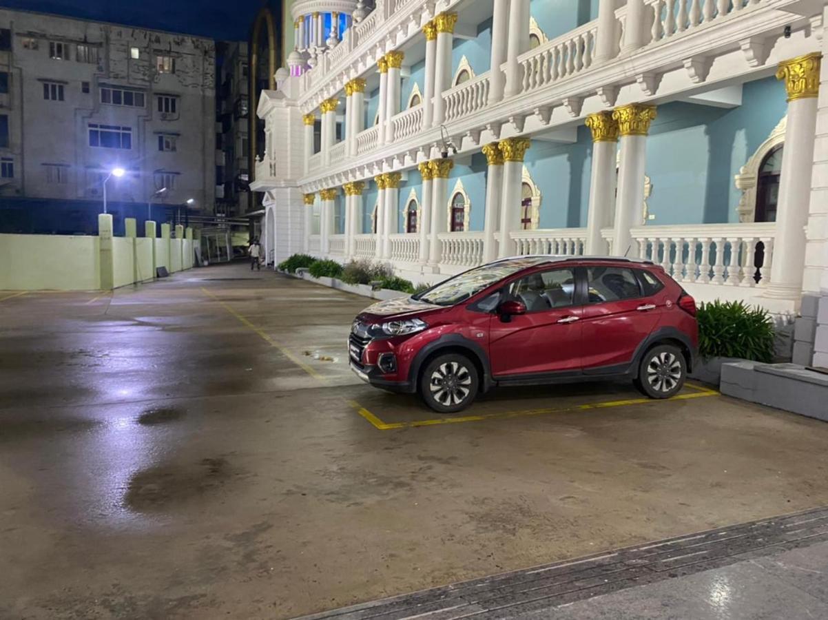 Gadiraju Palace Convention Centre & Hotel Visakhapatnam Dış mekan fotoğraf