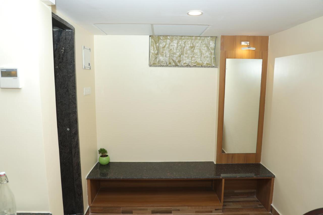 Gadiraju Palace Convention Centre & Hotel Visakhapatnam Dış mekan fotoğraf