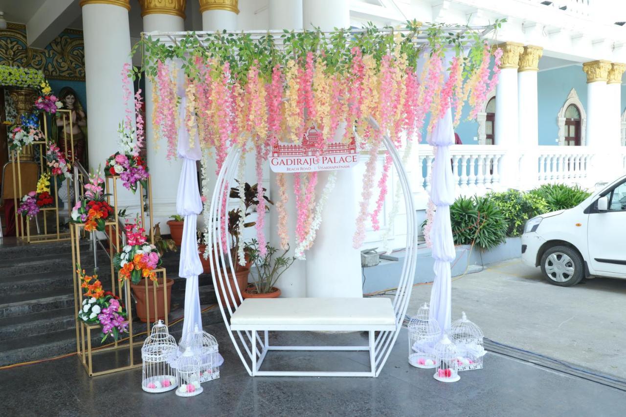 Gadiraju Palace Convention Centre & Hotel Visakhapatnam Dış mekan fotoğraf