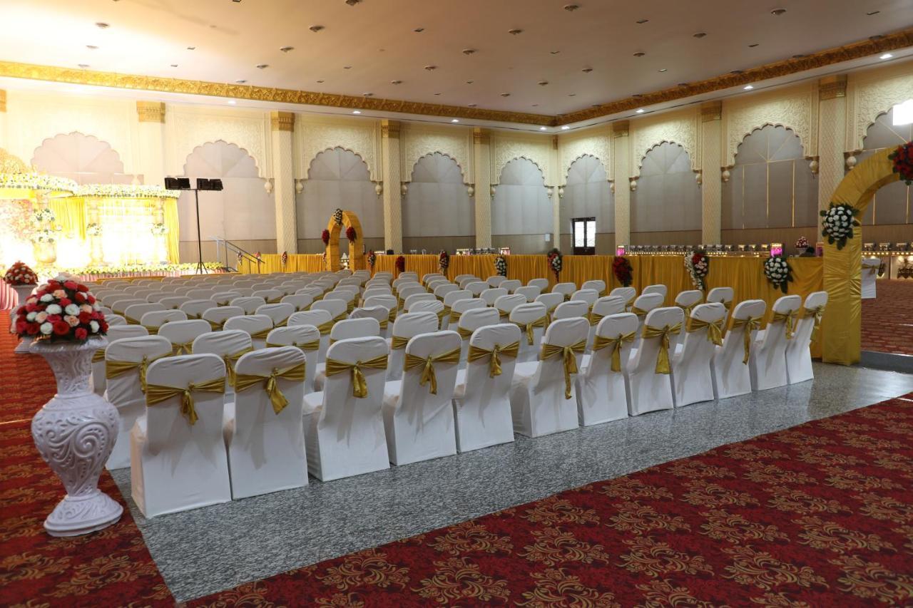 Gadiraju Palace Convention Centre & Hotel Visakhapatnam Dış mekan fotoğraf