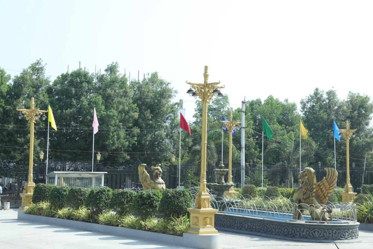 Gadiraju Palace Convention Centre & Hotel Visakhapatnam Dış mekan fotoğraf