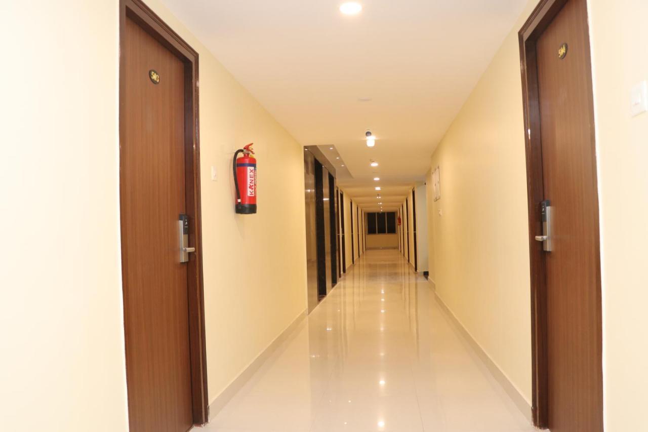 Gadiraju Palace Convention Centre & Hotel Visakhapatnam Dış mekan fotoğraf